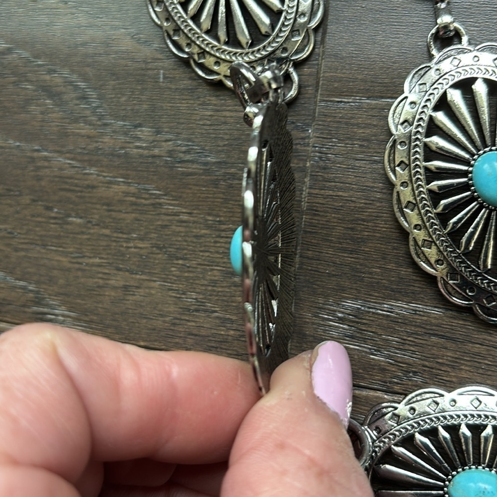 American Bison Western Chain Belt,oval silver tone conchos,faux turquoise stones - Picture 7 of 11